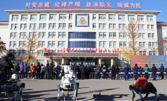 青鳥(niǎo)靈豹機(jī)器人登央視直播，亮相“119”消防救援科技文化節(jié)